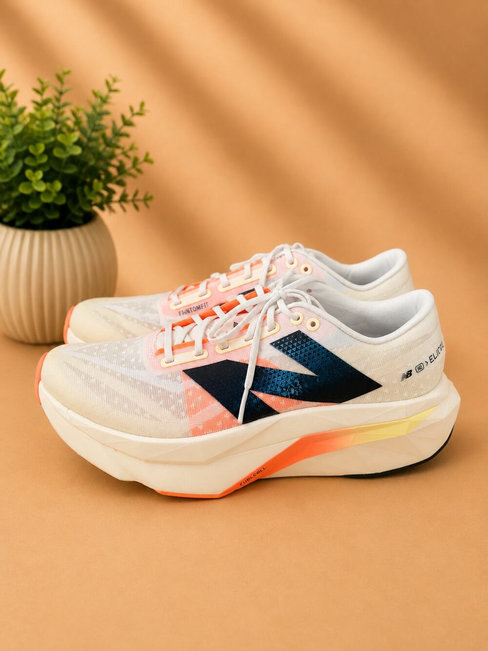 USED New Balance FuelCell SuperComp Elite V4 Women's Running Shoes Size 9